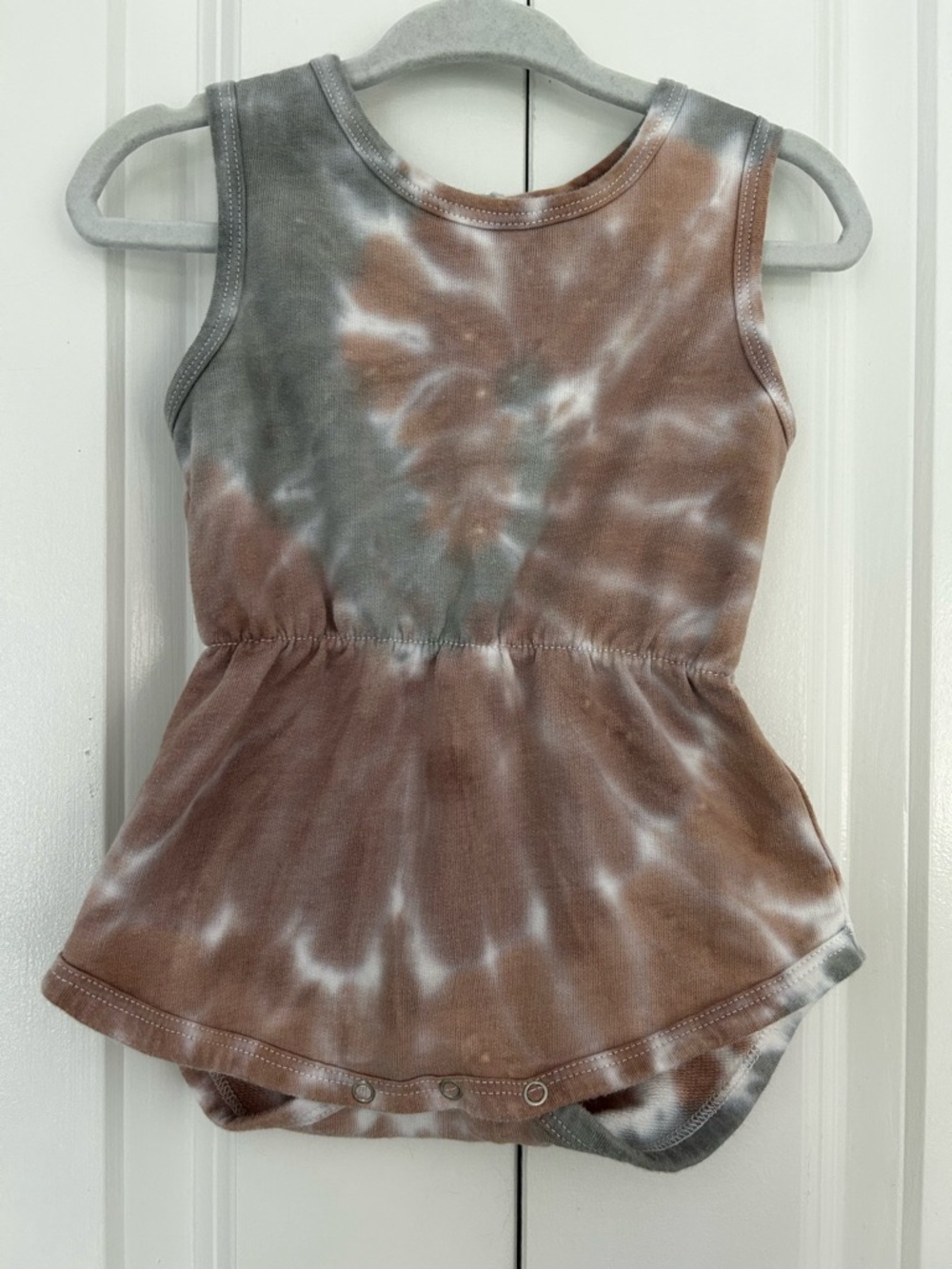 Rylee + Cru cinch playsuit in a tie-dye rainbow pattern 3-6 months